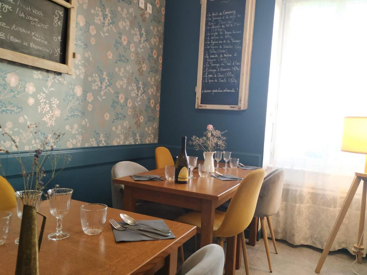 Auberge De Poil Eksteriør billede