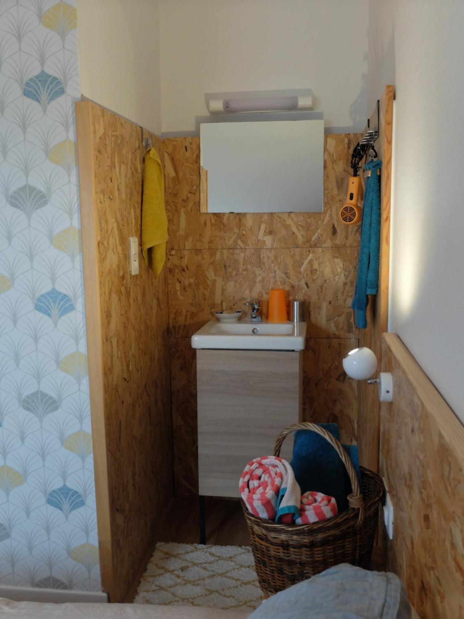 Auberge De Poil Eksteriør billede